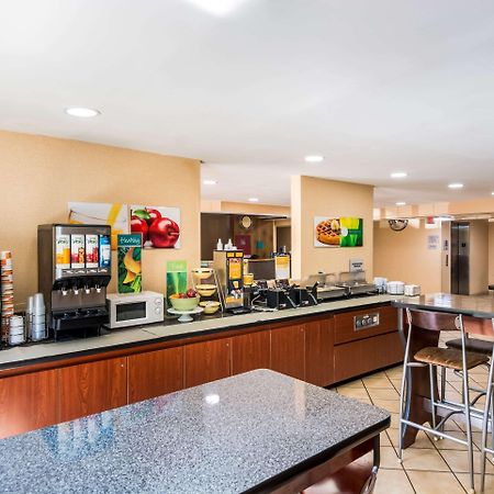 Quality Inn Chester - South Richmond Kültér fotó