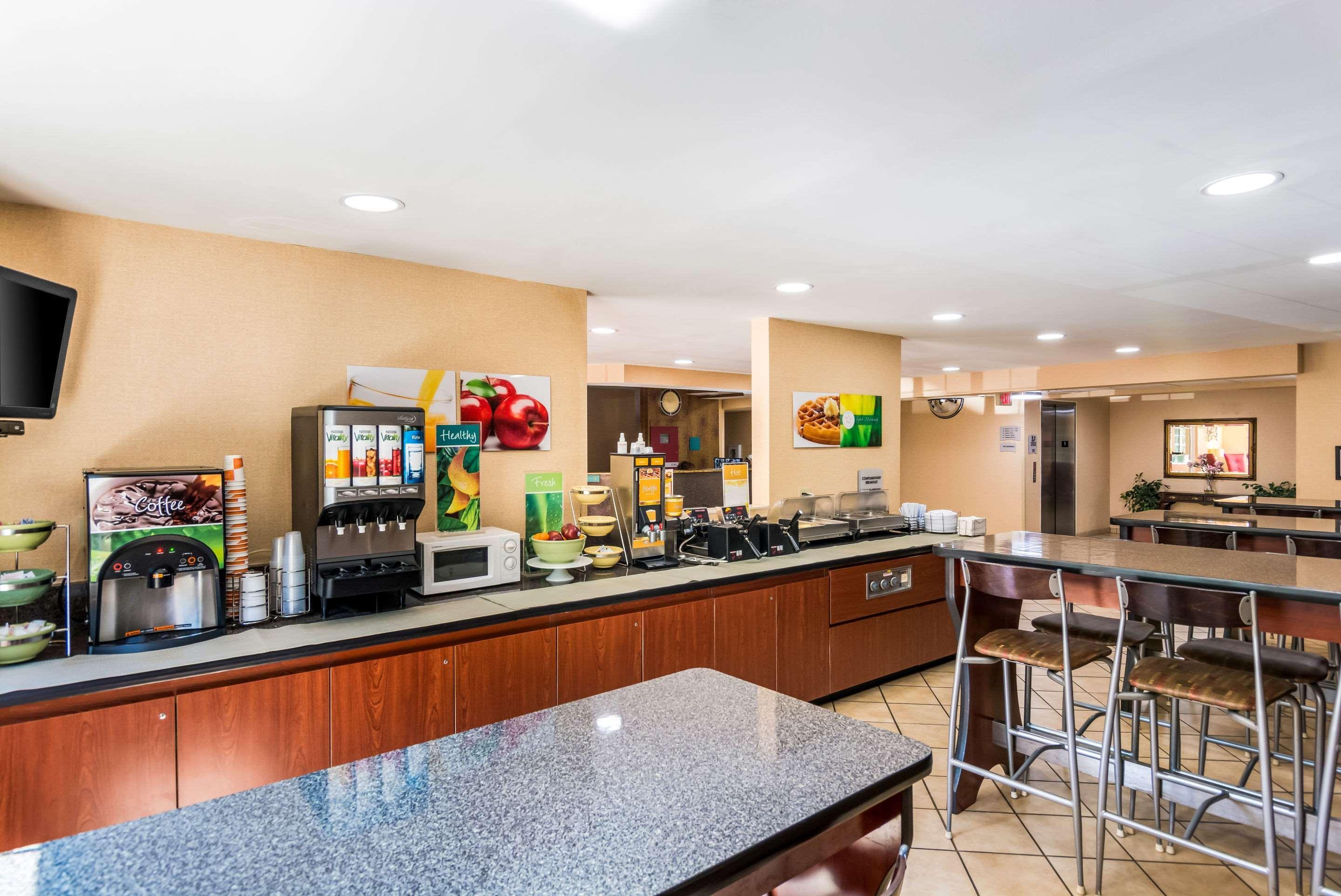Quality Inn Chester - South Richmond Kültér fotó