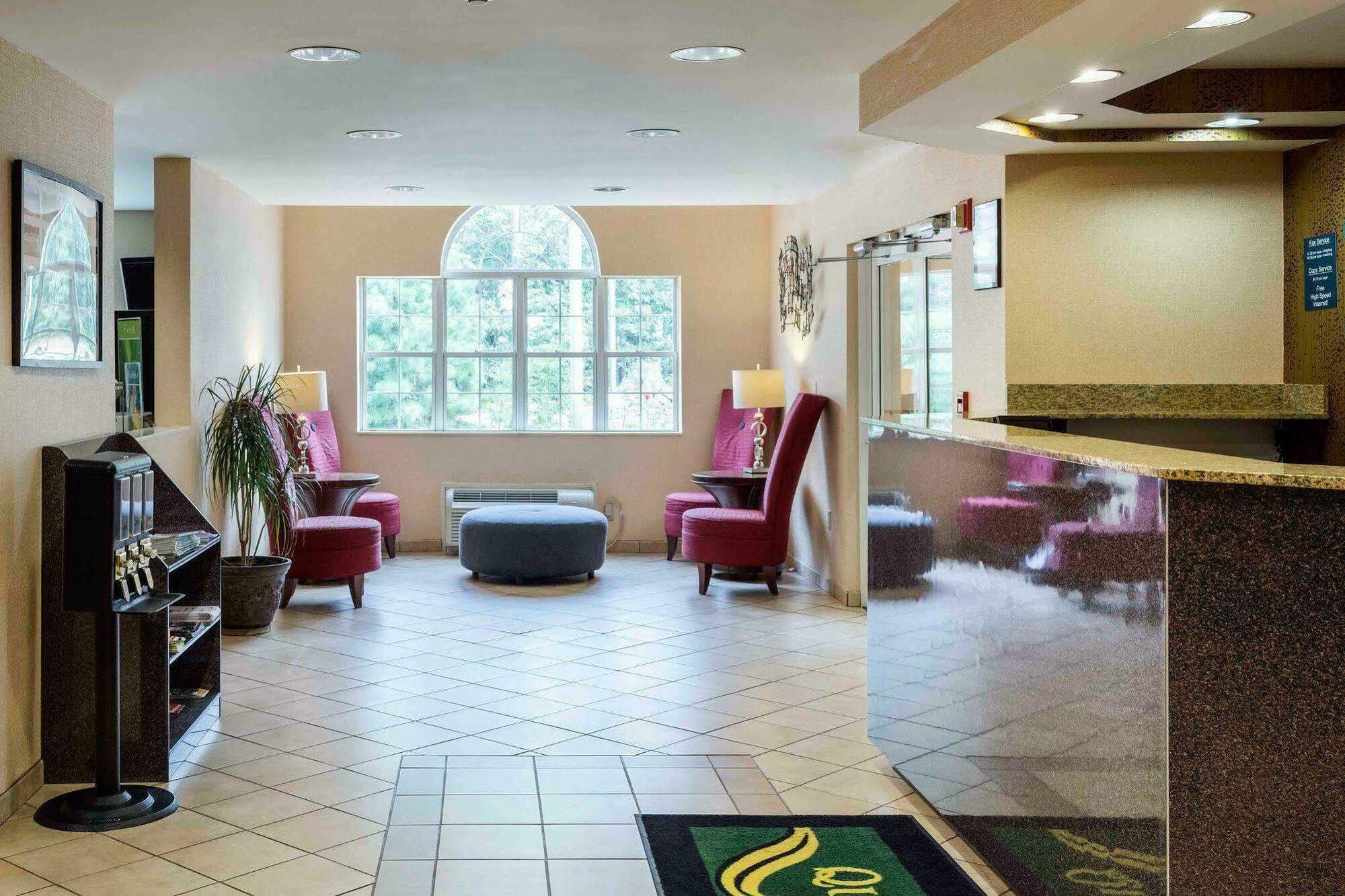Quality Inn Chester - South Richmond Kültér fotó