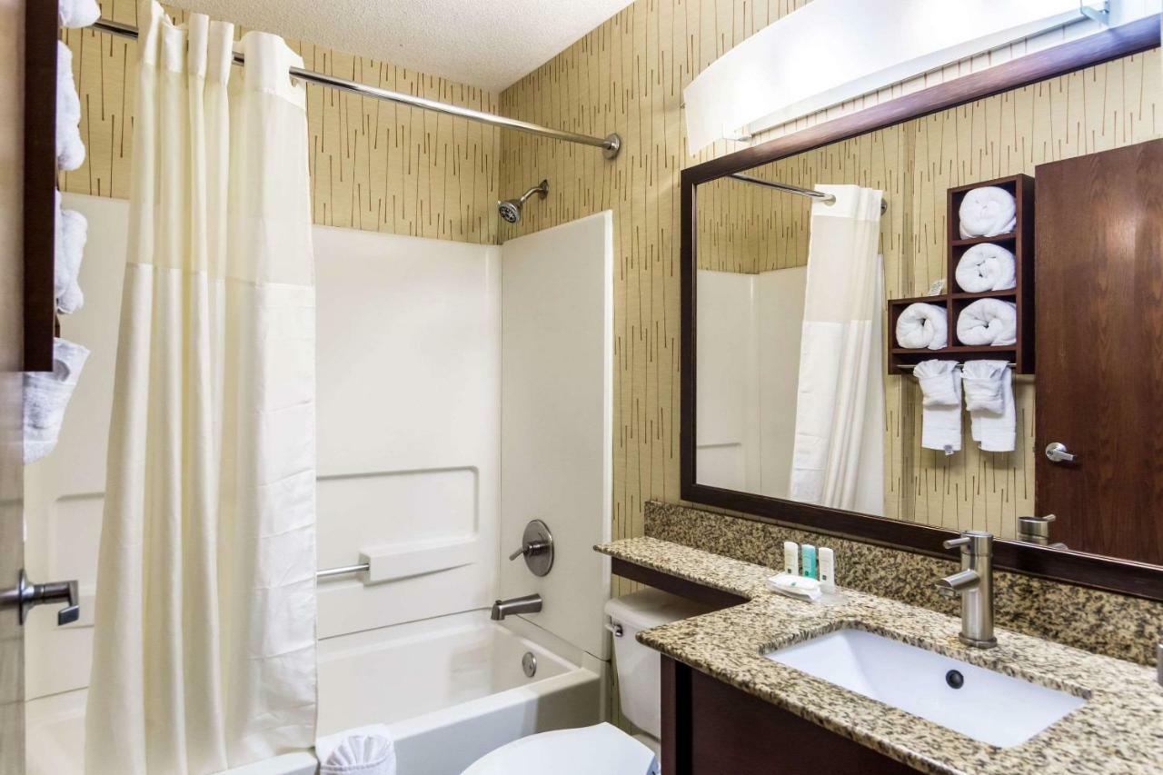 Quality Inn Chester - South Richmond Kültér fotó